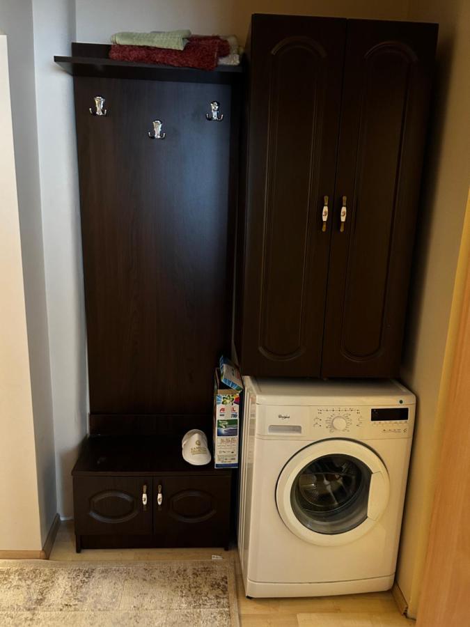 Lalelelor Apartment Suceava Esterno foto